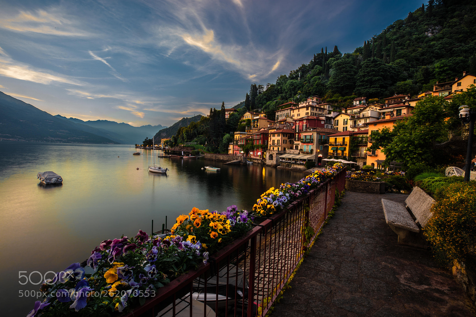 Canon EOS 5DS R sample photo. Lake como varenna at photography