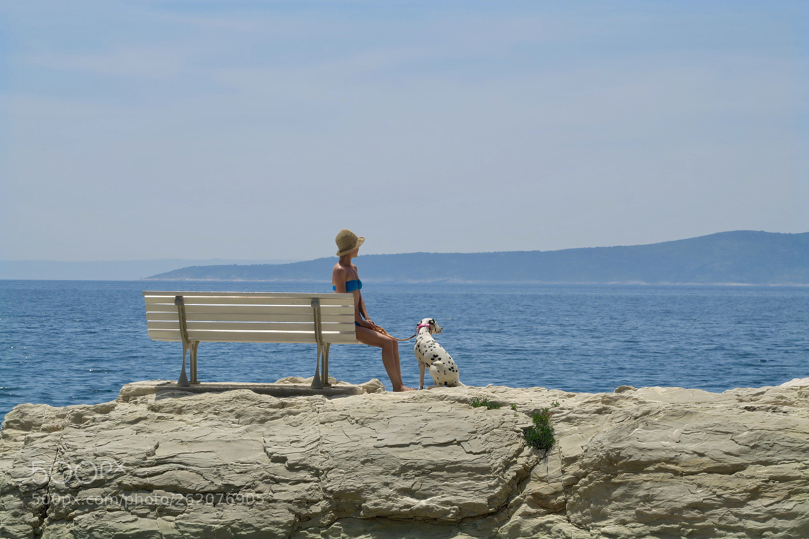 Canon PowerShot G7 X sample photo. Girl with a dog photography