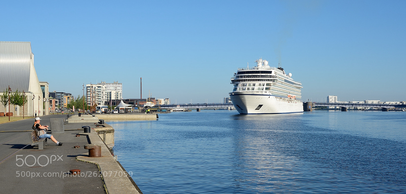 Nikon D7000 sample photo. The arrival photography