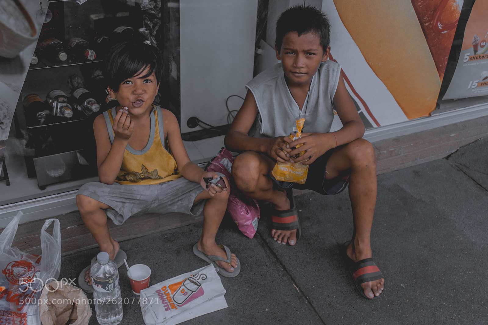 Canon EOS 60D sample photo. The joy in giving photography