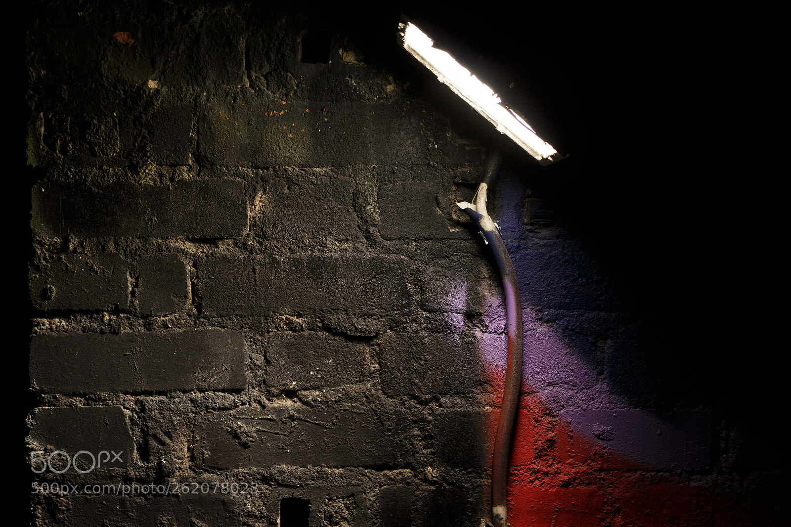 Canon EOS 700D (EOS Rebel T5i / EOS Kiss X7i) sample photo. Brick wall photography