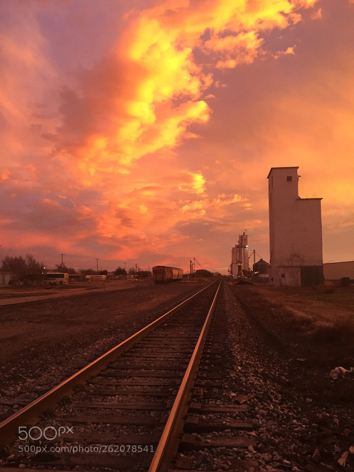 Apple iPhone 6 sample photo. Sunrise and train tracks photography