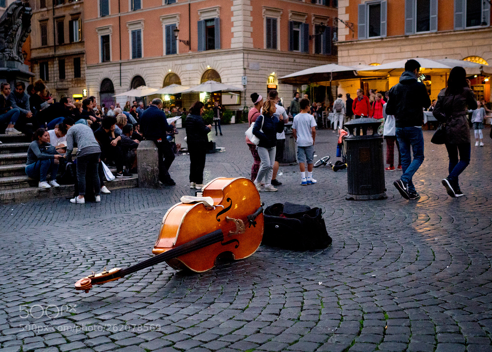 Sony a6500 sample photo. String bass waiting for photography