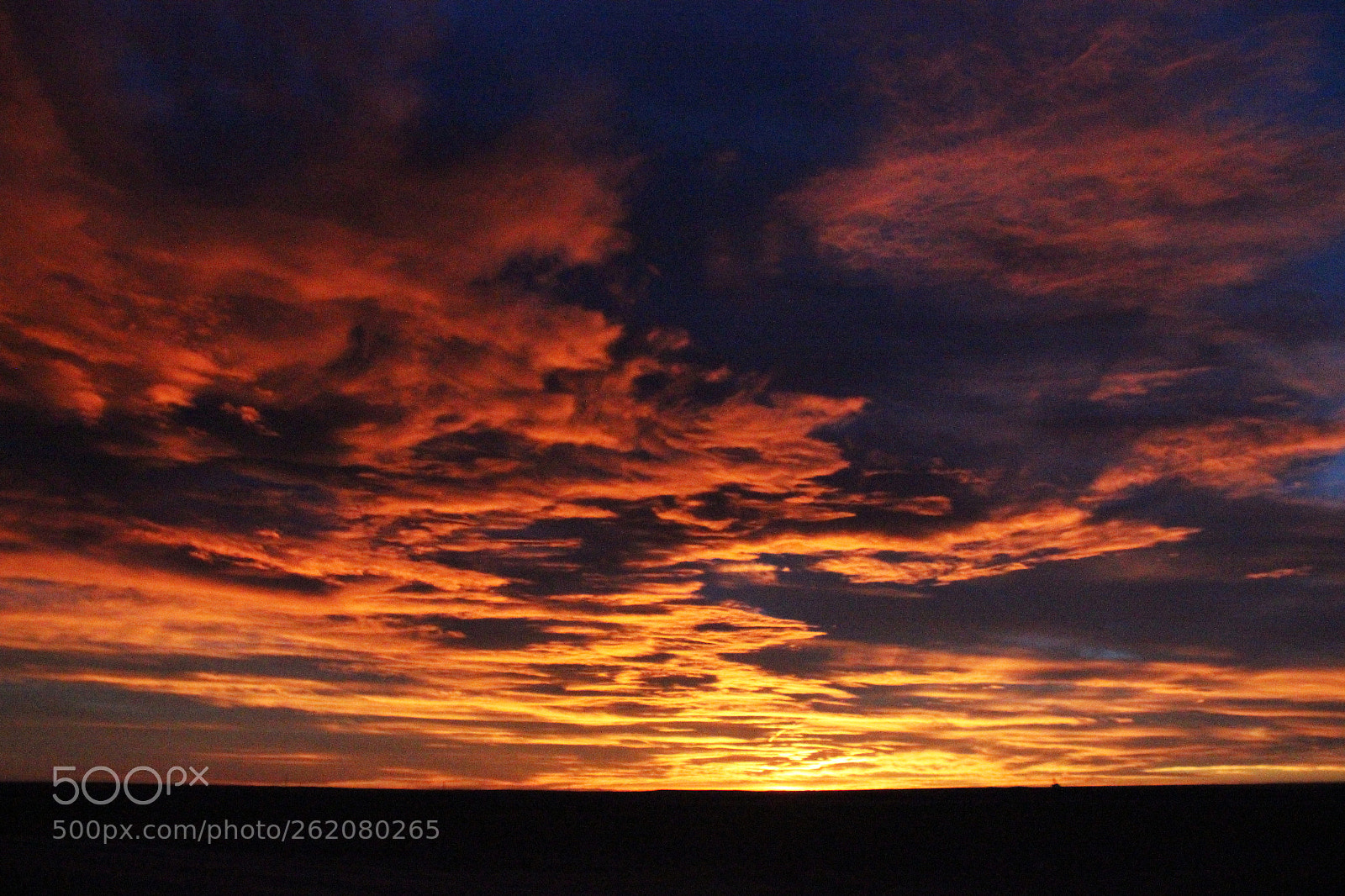 Canon EOS 600D (Rebel EOS T3i / EOS Kiss X5) sample photo. Breathtaking sunset photography
