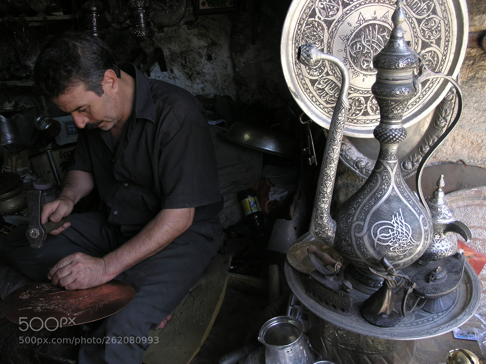 Olympus C8080WZ sample photo. Copperworking in mardin bazaar.. photography