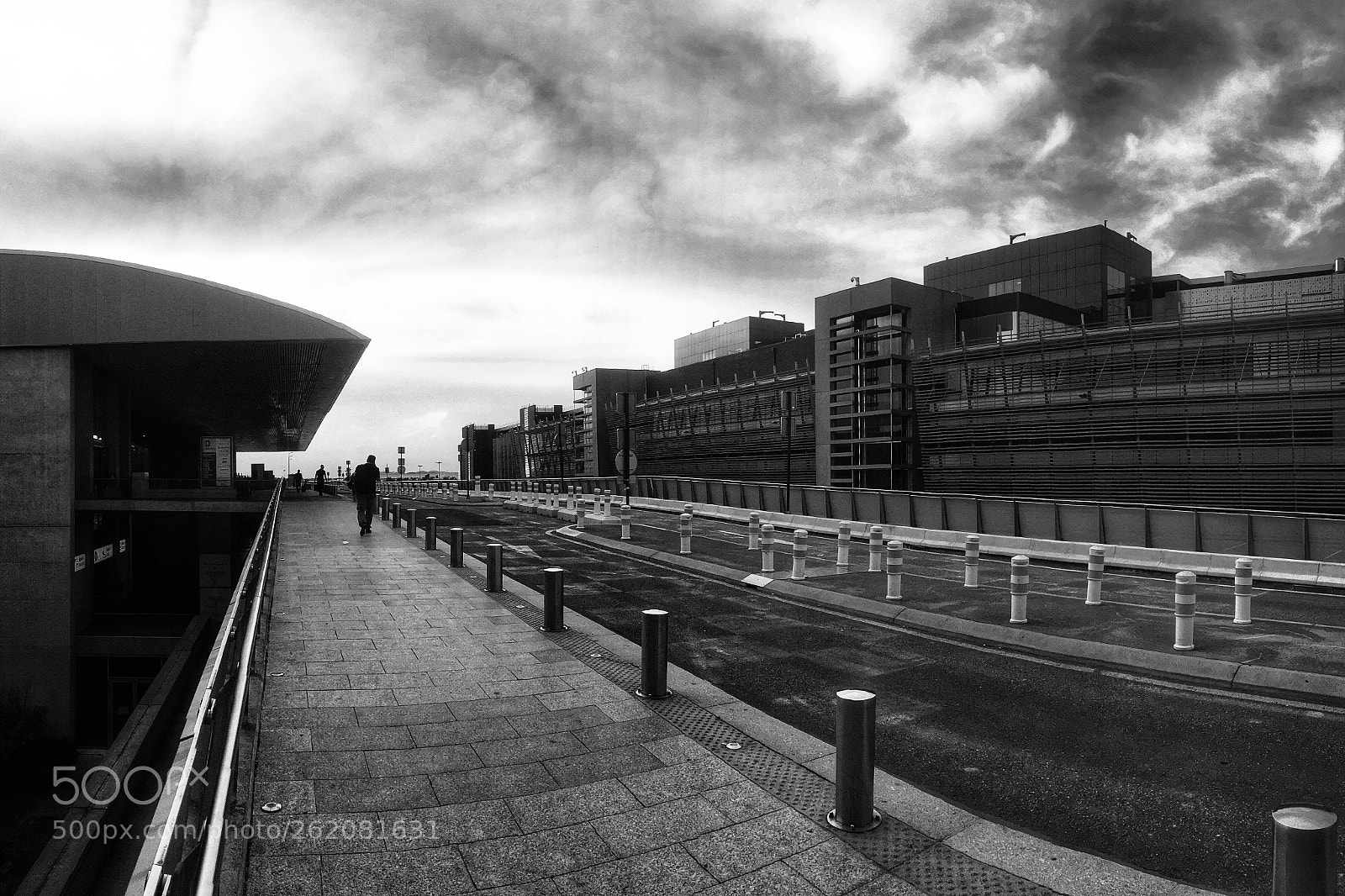 Apple iPhone SE sample photo. I was present there ... photography
