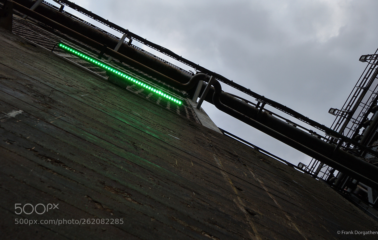 Sony a6000 sample photo. Green light photography