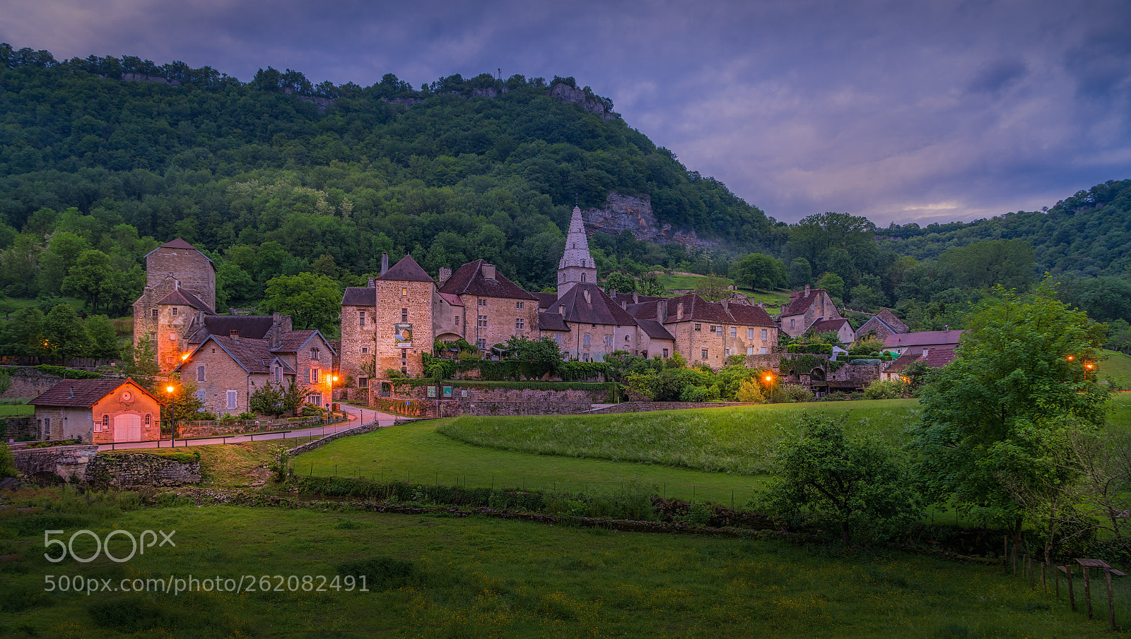 Sony a7R II sample photo. Blue hour at baume-les-messieurs photography