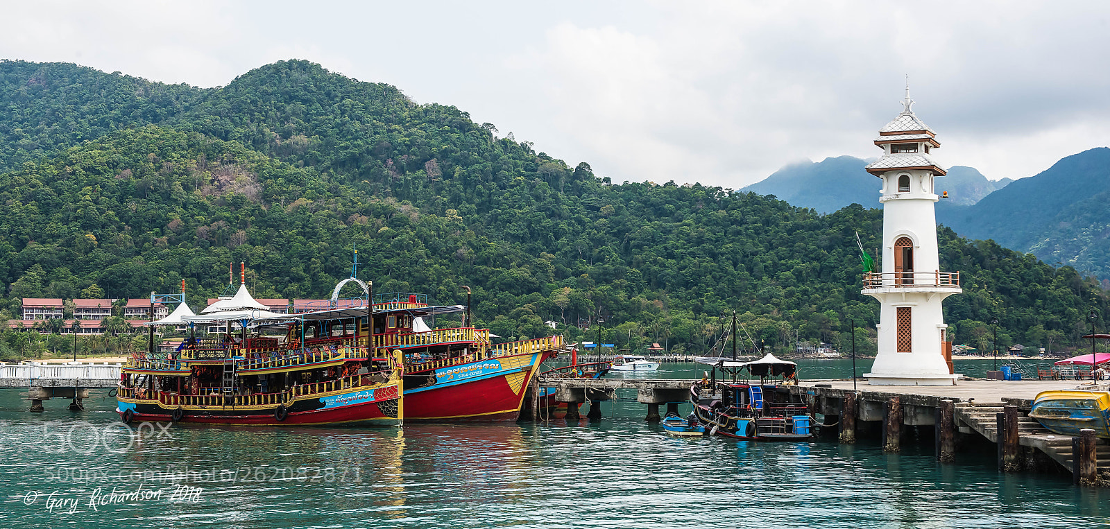 Nikon D810 sample photo. Bang bao pier koh photography