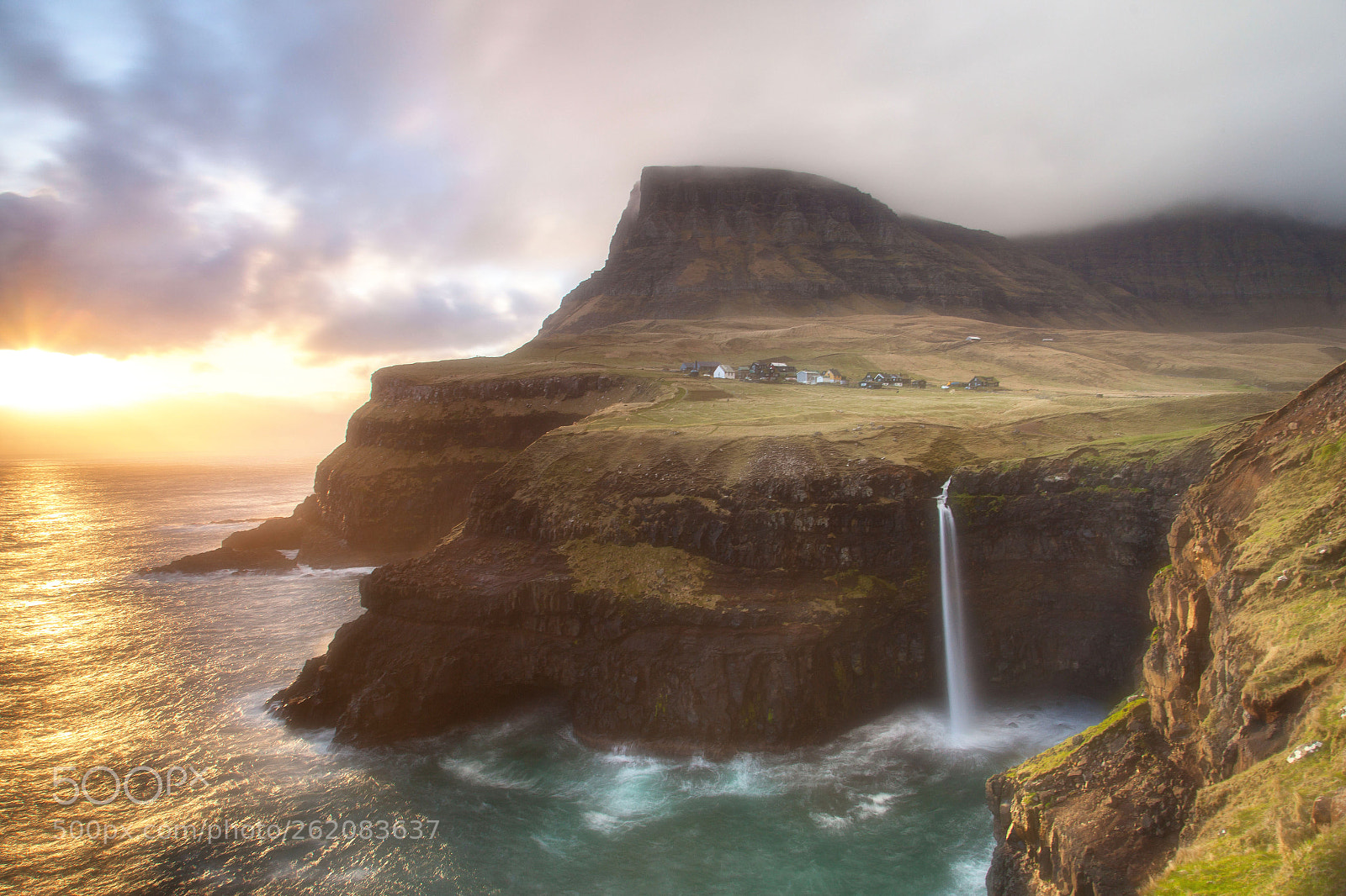 Canon EOS 5D Mark II sample photo. Sunset faroer photography