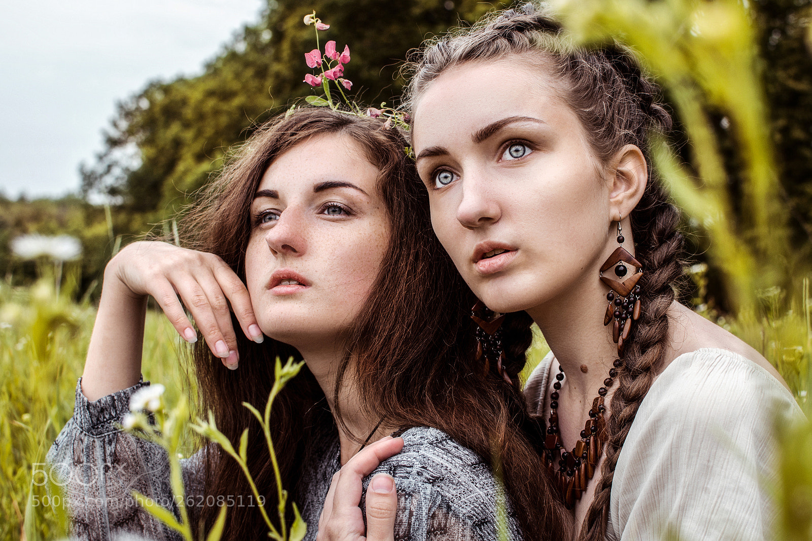 Nikon D5100 sample photo. Two sisters photography