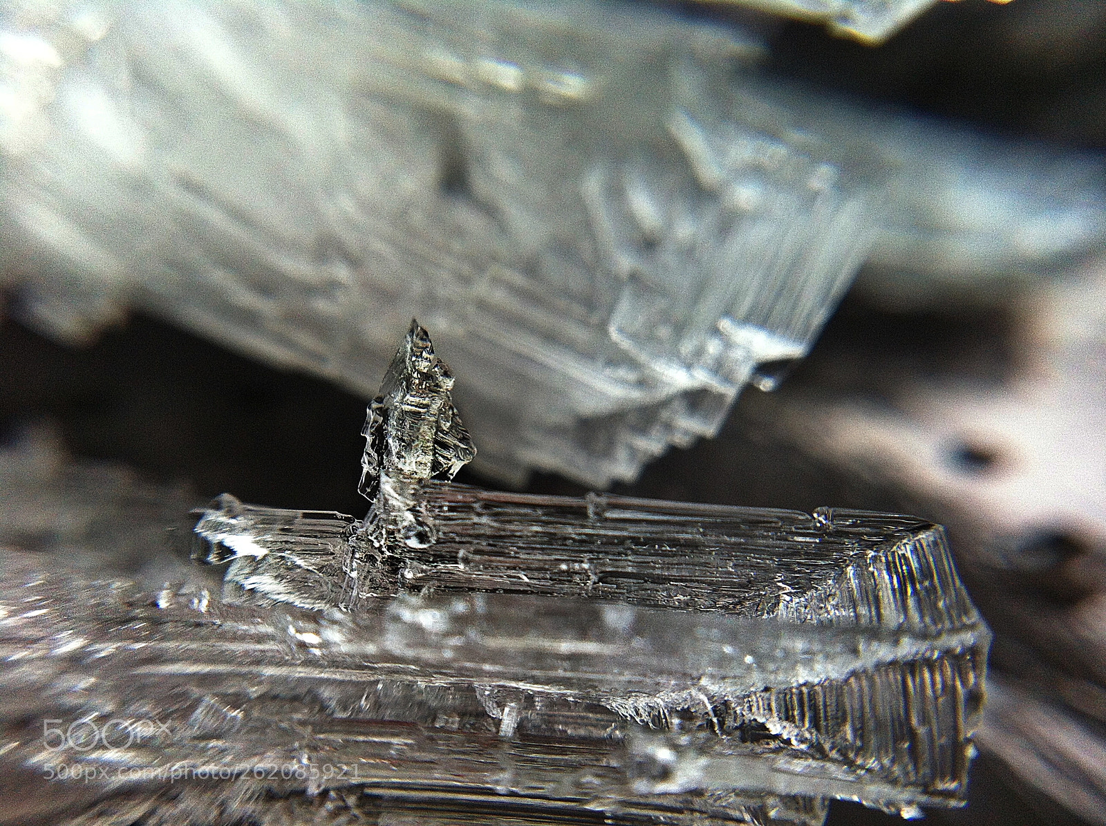 Apple iPhone 4 sample photo. Ice man macro photography