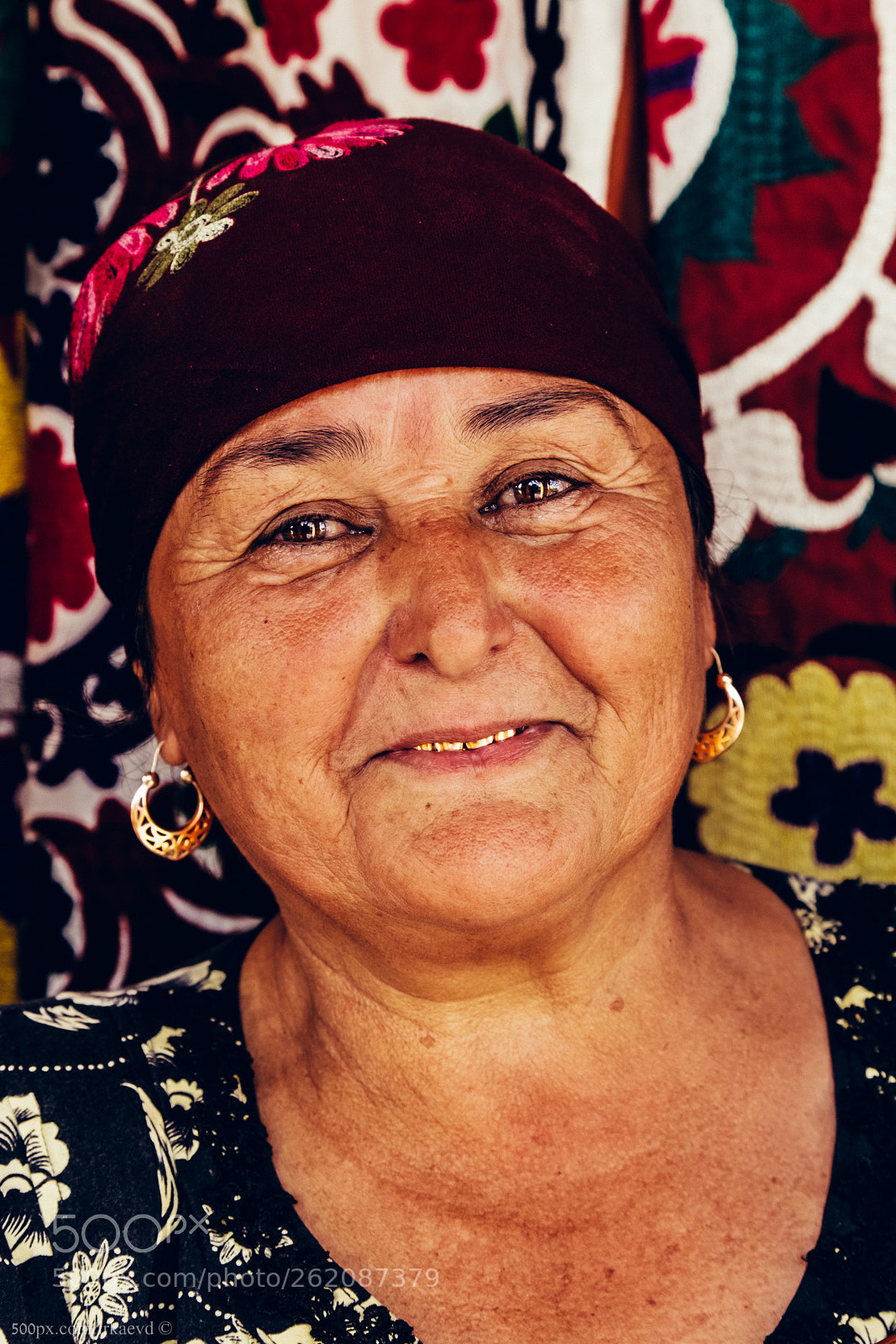 Canon EOS 6D sample photo. Tajik woman photography