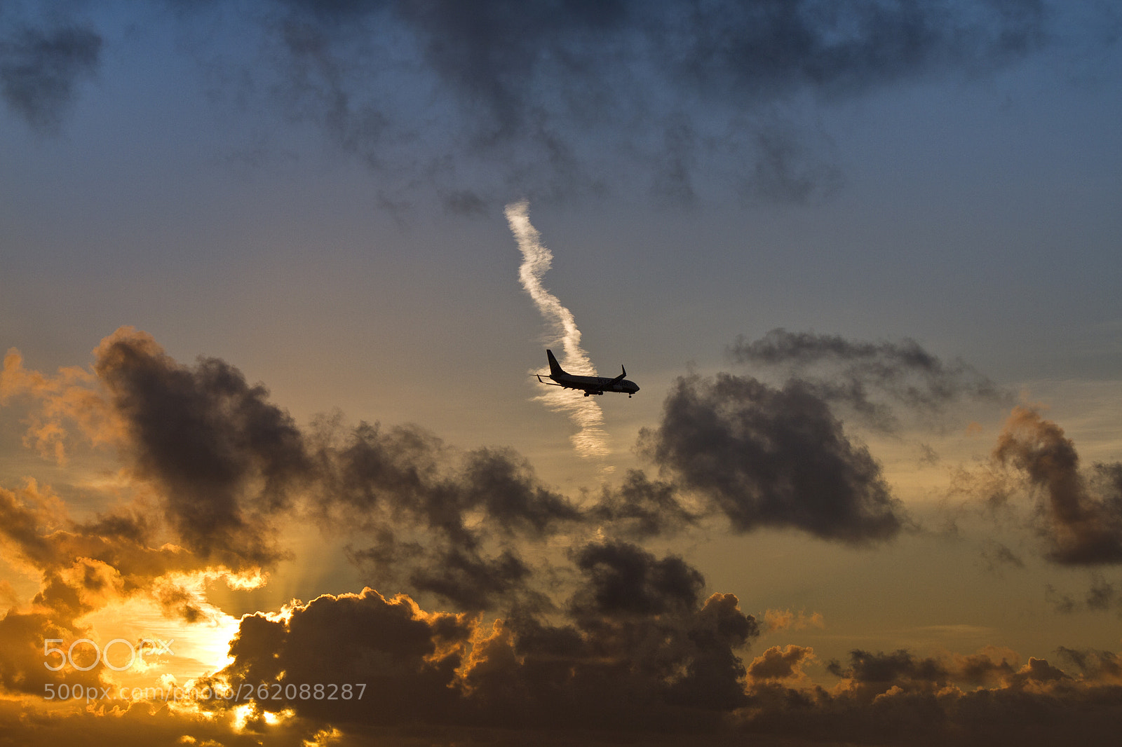 Canon EOS 7D sample photo. Sunset approach photography