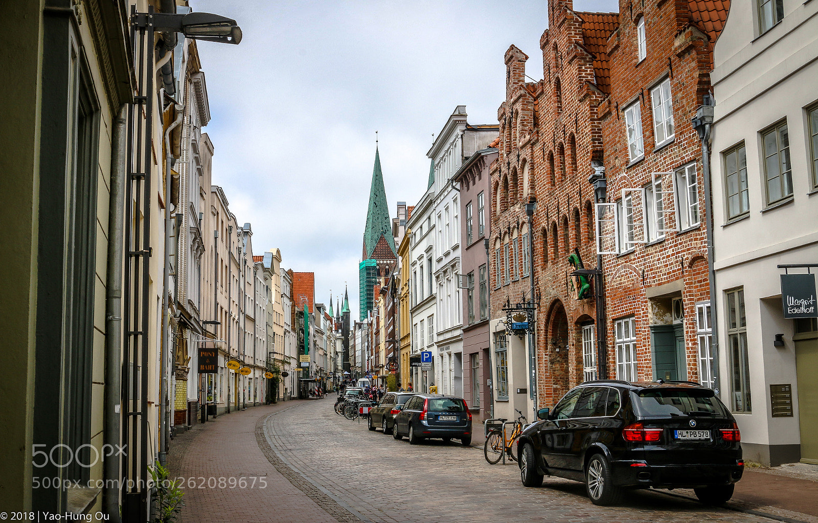 Canon EOS 70D sample photo. Streets of lübeck photography