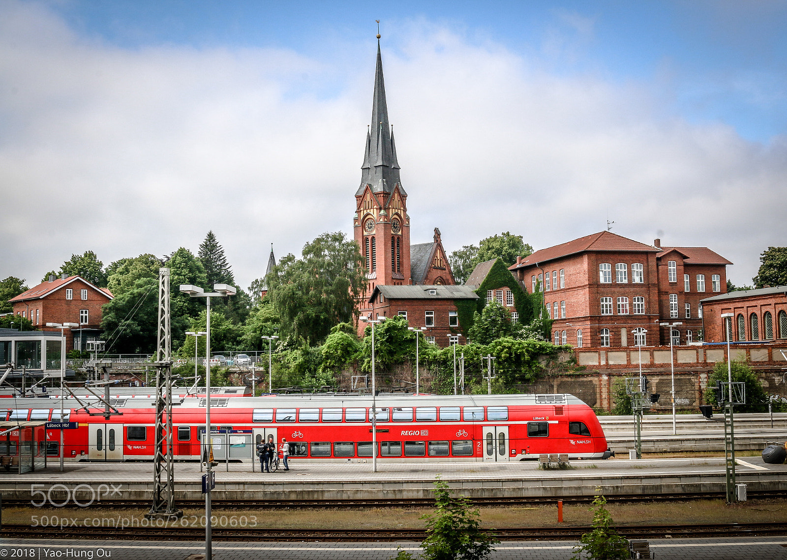 Canon EOS 70D sample photo. Train at lübeck photography