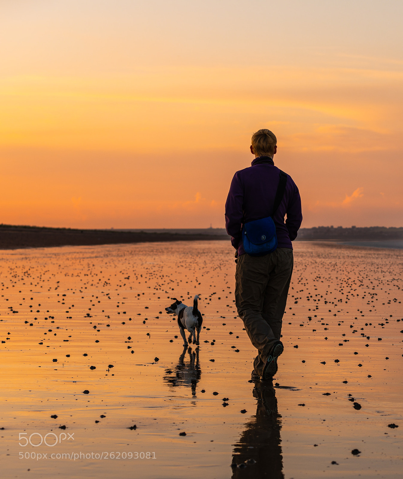 Canon EOS 5D Mark IV sample photo. Sandwich bay stroll photography