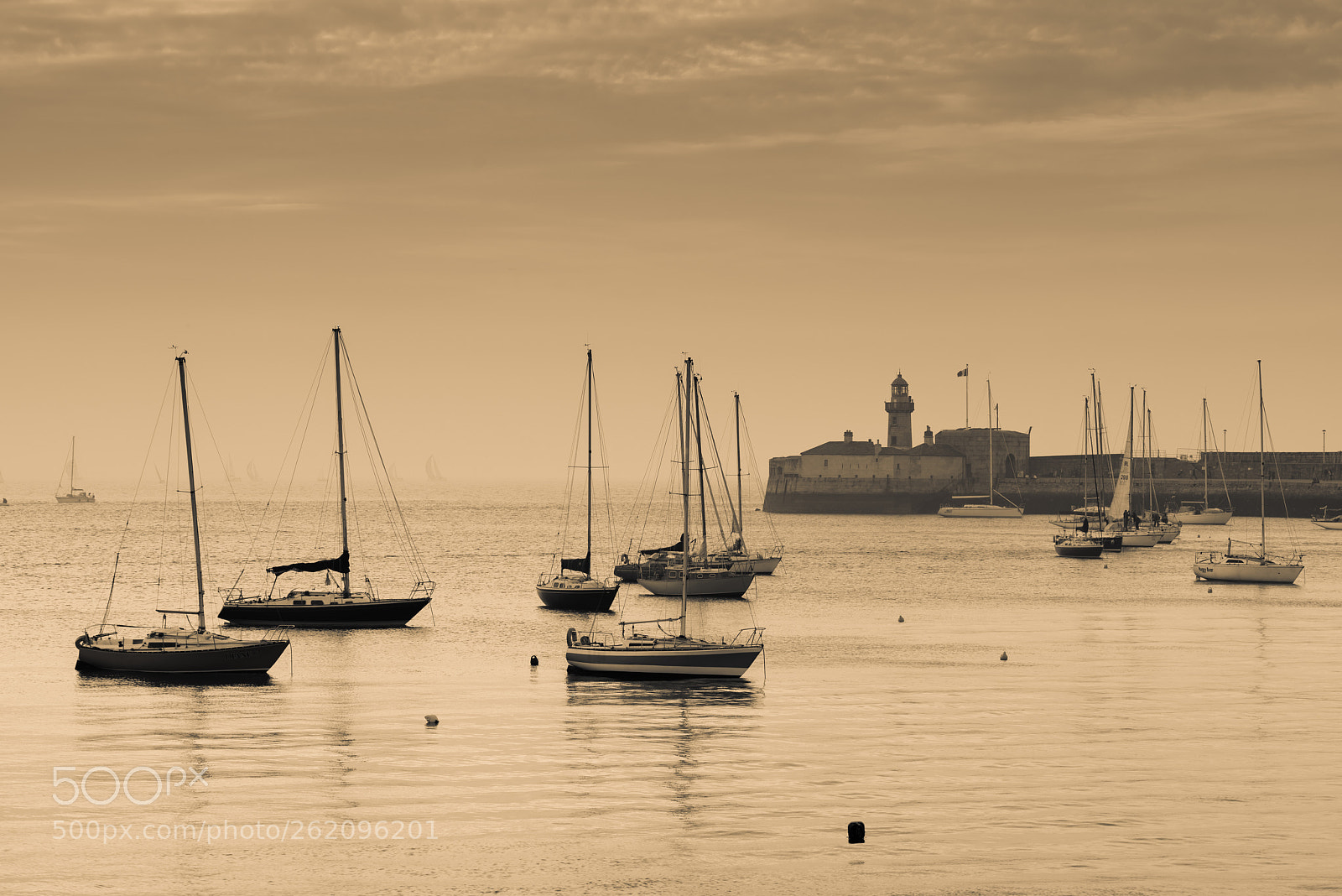 Nikon D810 sample photo. Boats in east pier photography