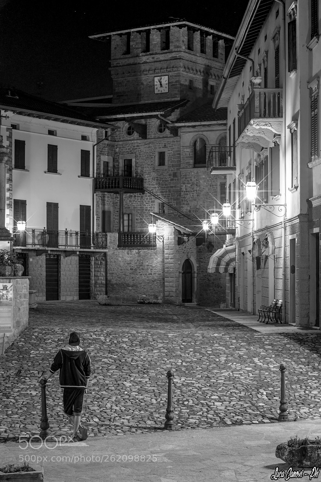 Nikon D750 sample photo. Piazza matilde di canossa photography
