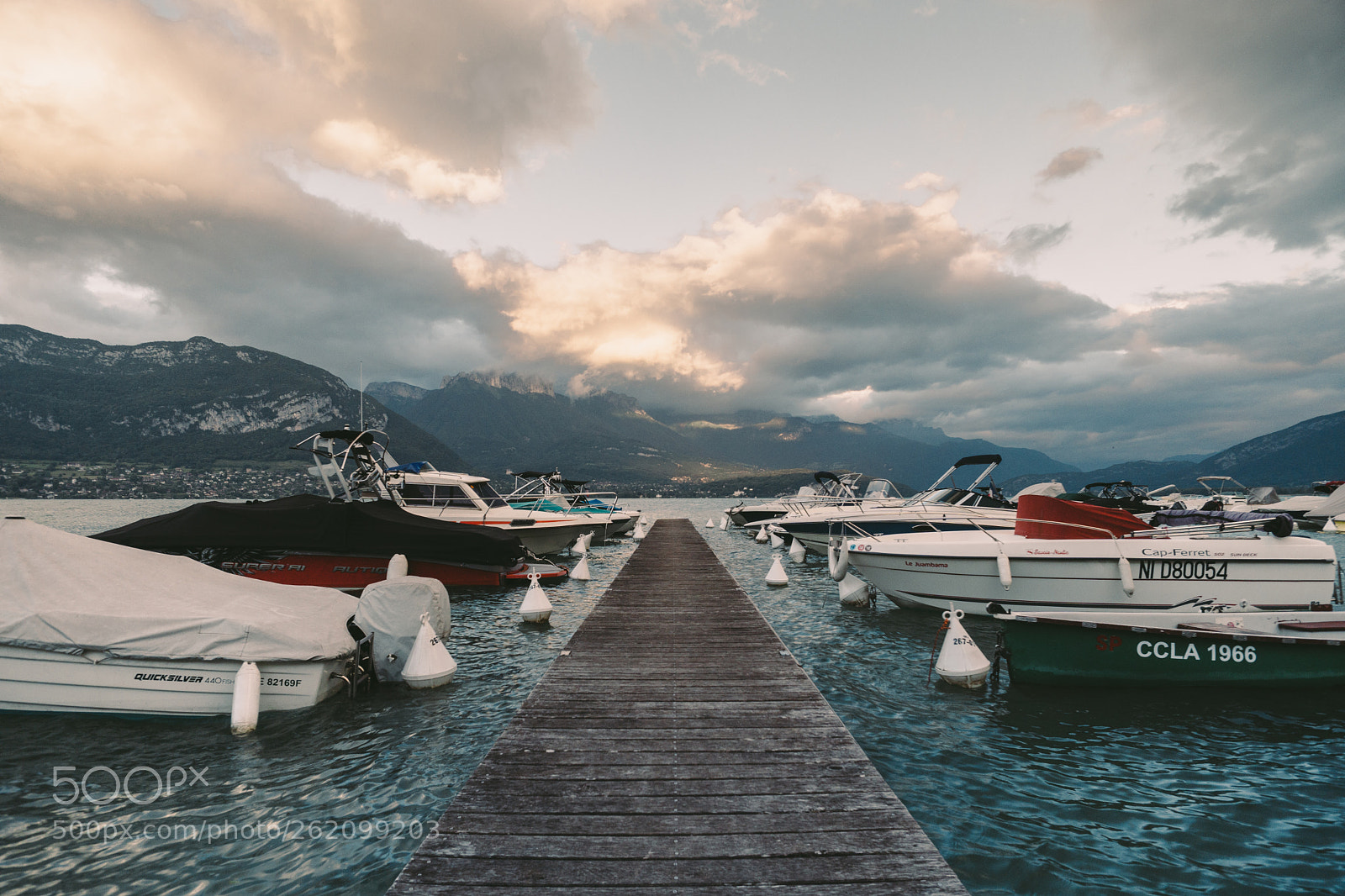 Sony a6300 sample photo. Lake annecy | france photography