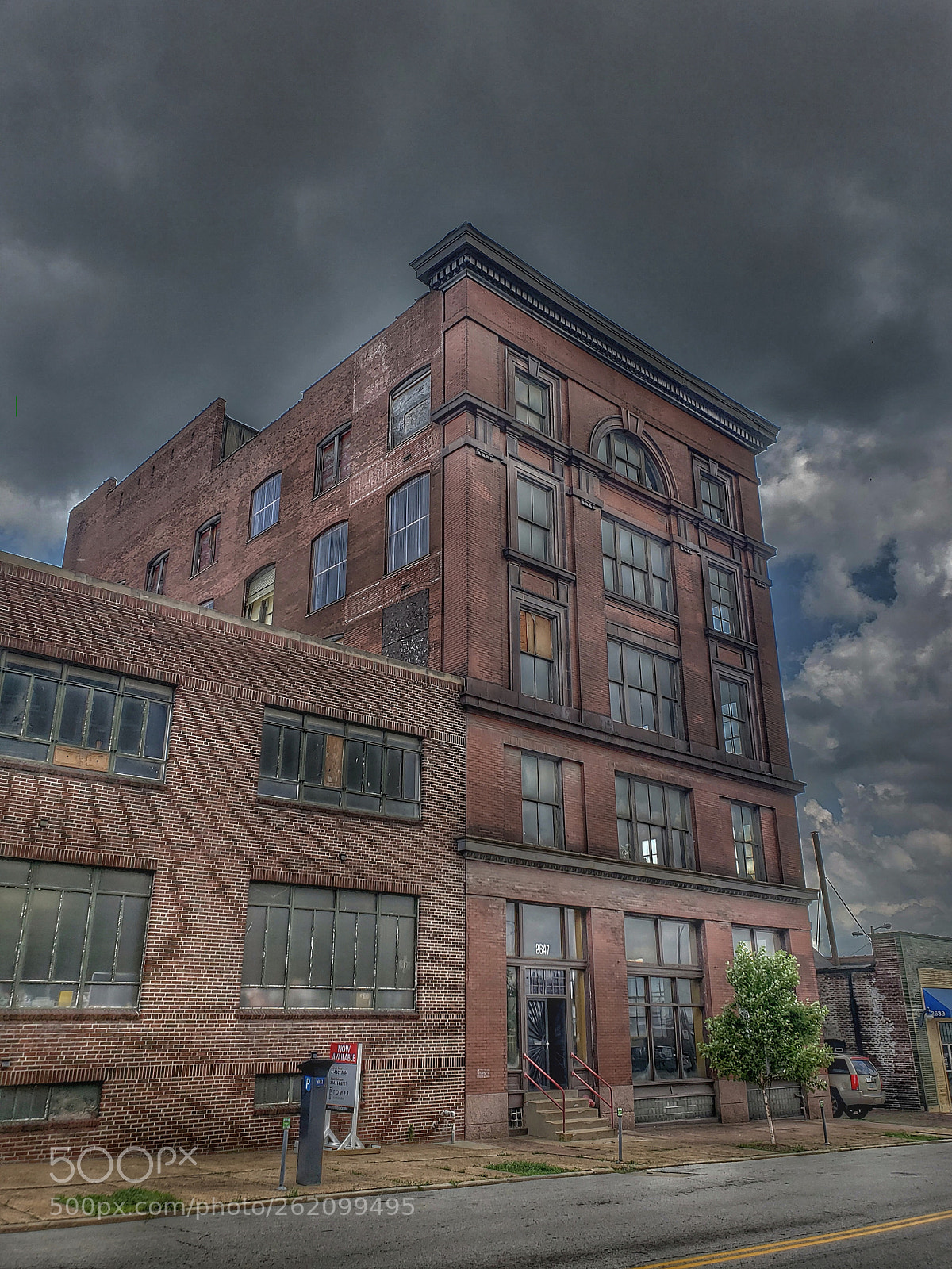 Samsung Galaxy S9 sample photo. Abandoned building on locust photography