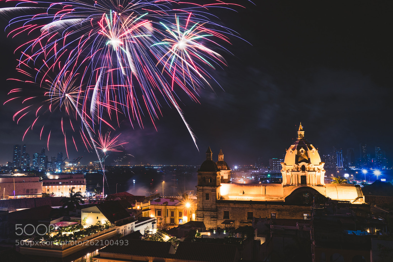 Leica Q (Typ 116) sample photo. Fireworks over colombia photography