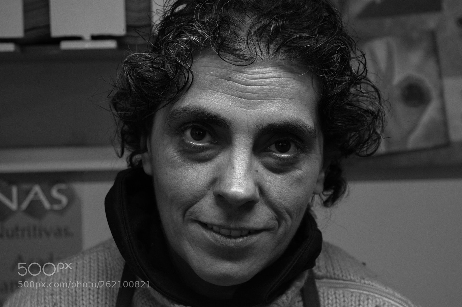 Nikon D5200 sample photo. Kale erretratua // street portrait // 1 photography