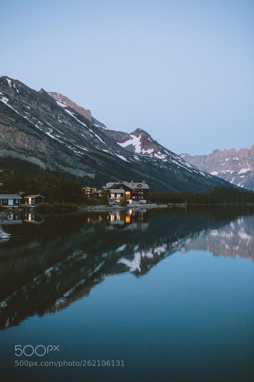 Canon EOS 5D Mark IV sample photo. Calm morning in east photography