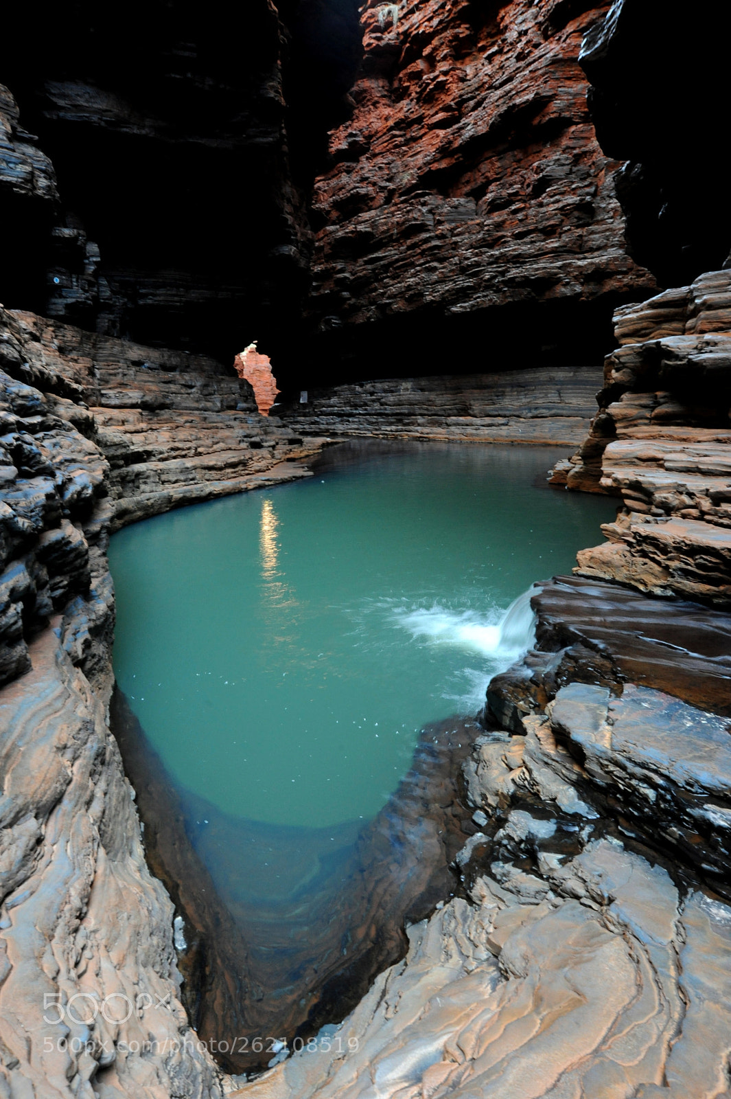 Nikon D700 + Nikon AF Nikkor 24-85mm F2.8-4D IF sample photo. Kermit pool karijini national photography