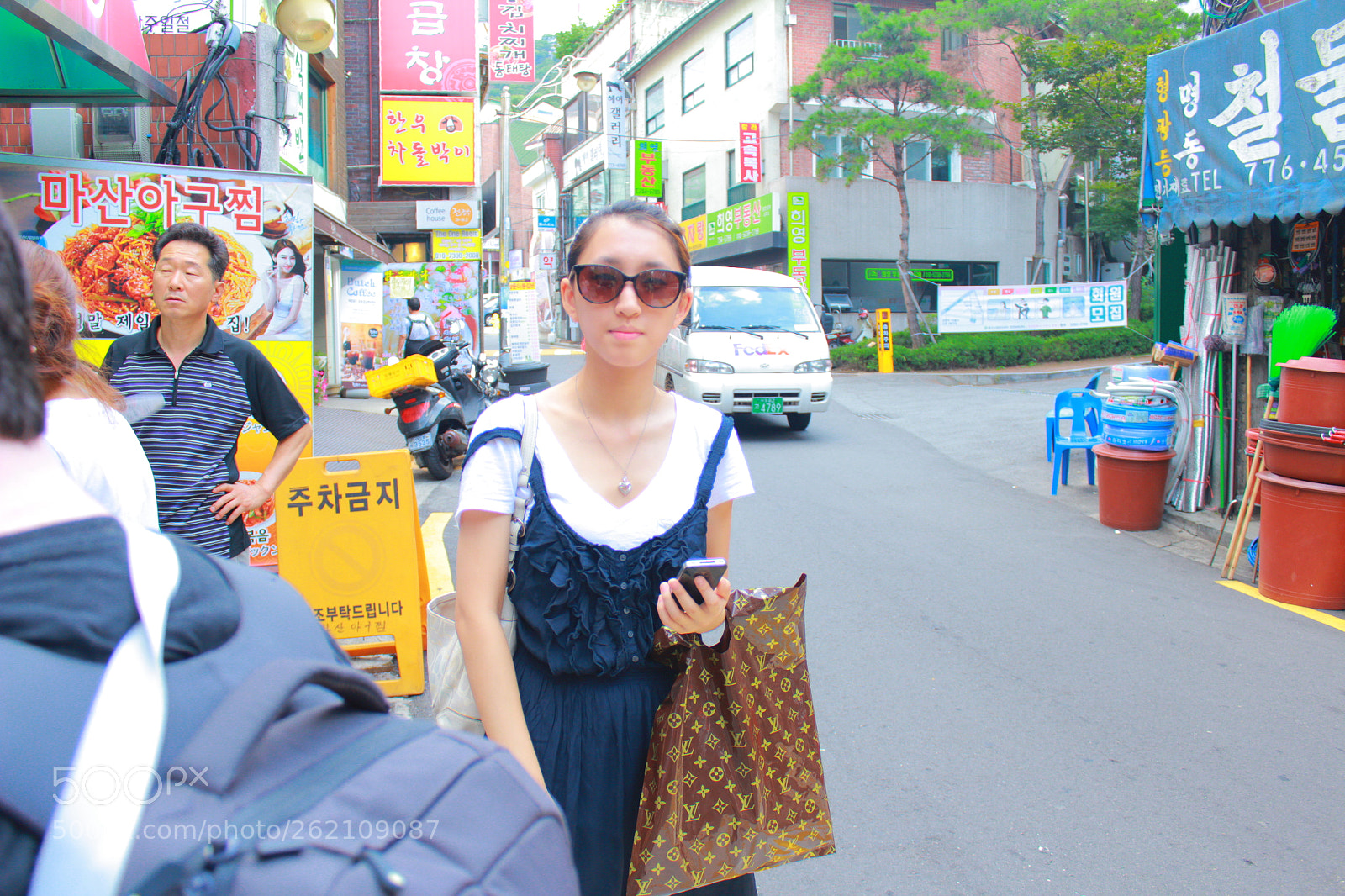Canon EOS 600D (Rebel EOS T3i / EOS Kiss X5) sample photo. Img photography