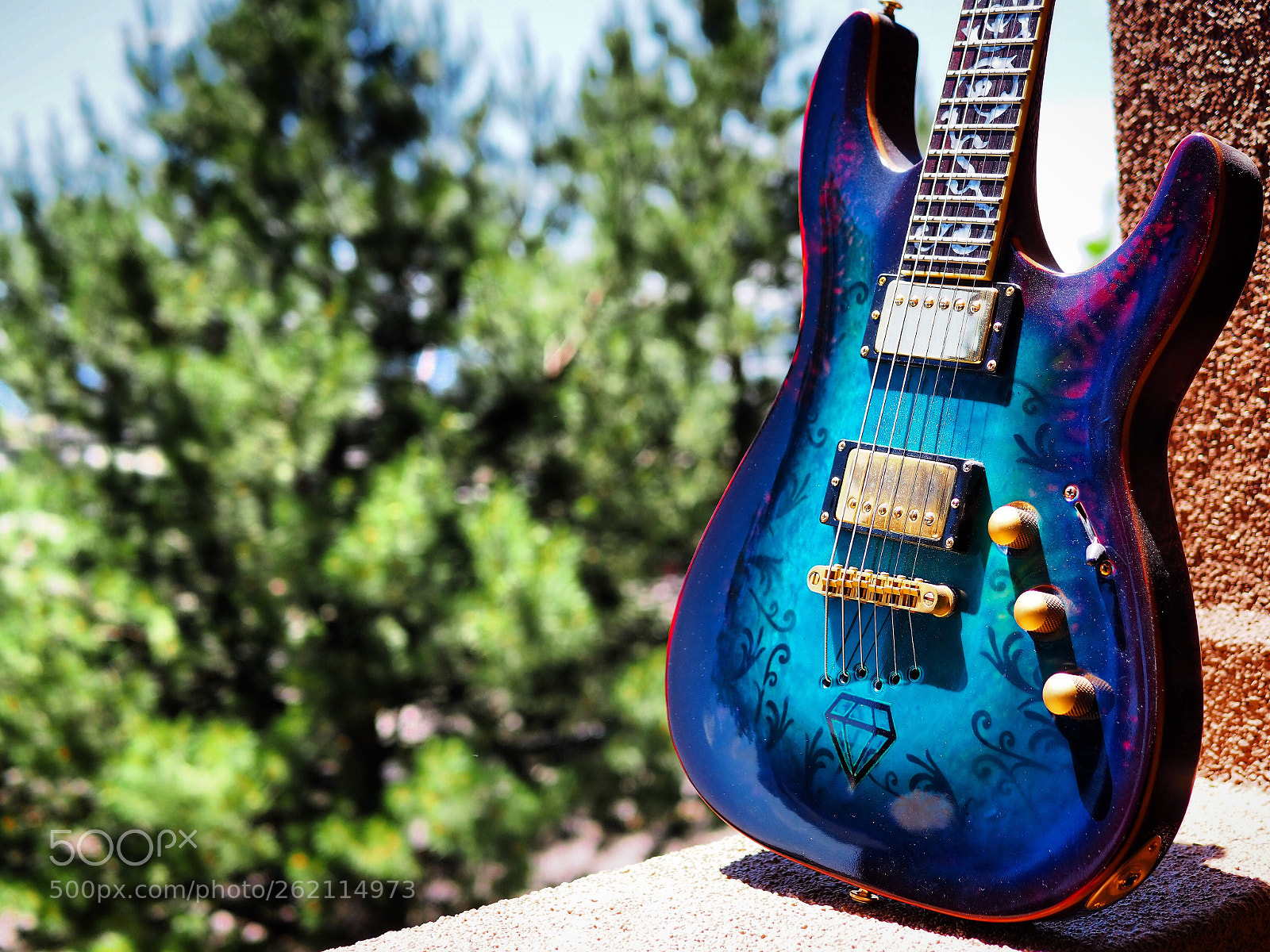 Olympus OM-D E-M10 III sample photo. Custom painted by hco photography