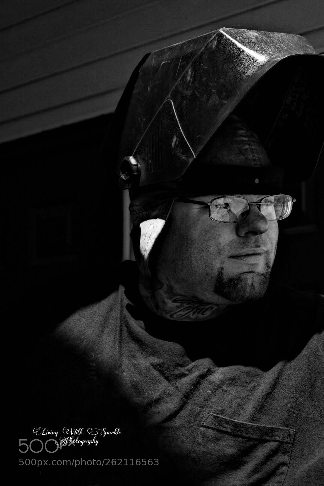 Nikon D5300 sample photo. Blue collar welder photography