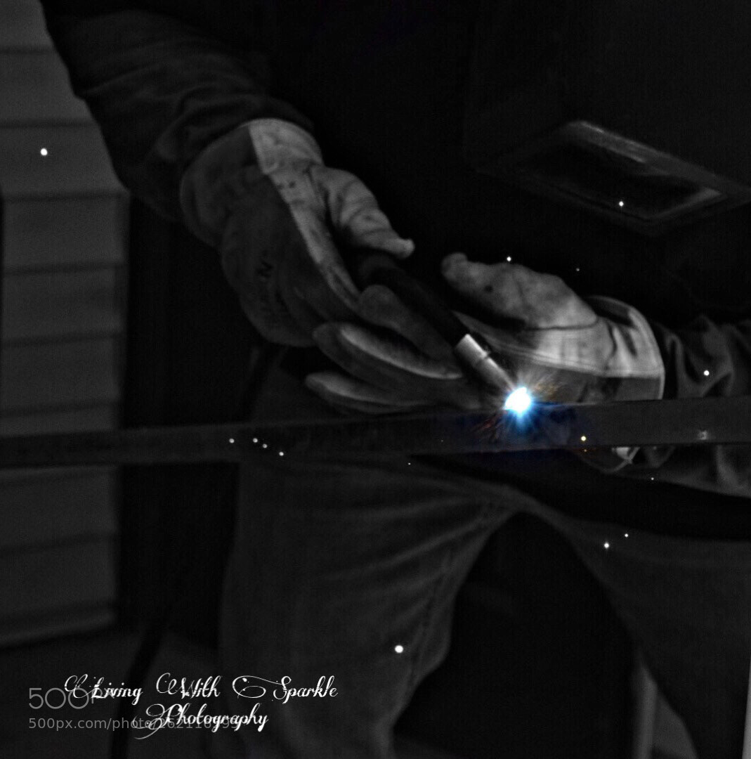Nikon D5300 sample photo. Blue collar welder photography