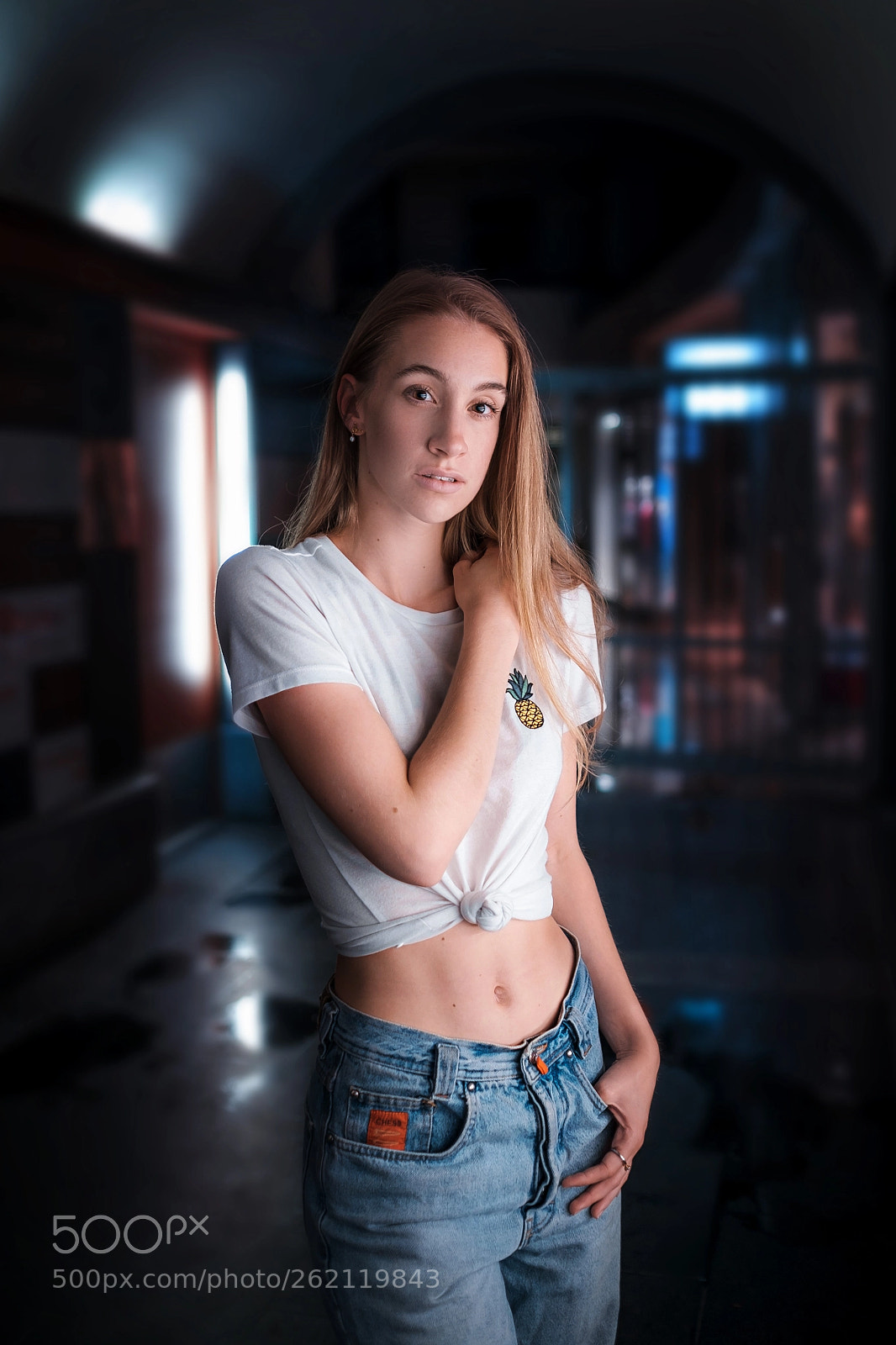 Fujifilm X-T1 sample photo. Fara night portrait i photography
