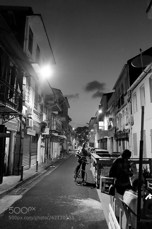Fujifilm X-T10 sample photo. Rue  photography