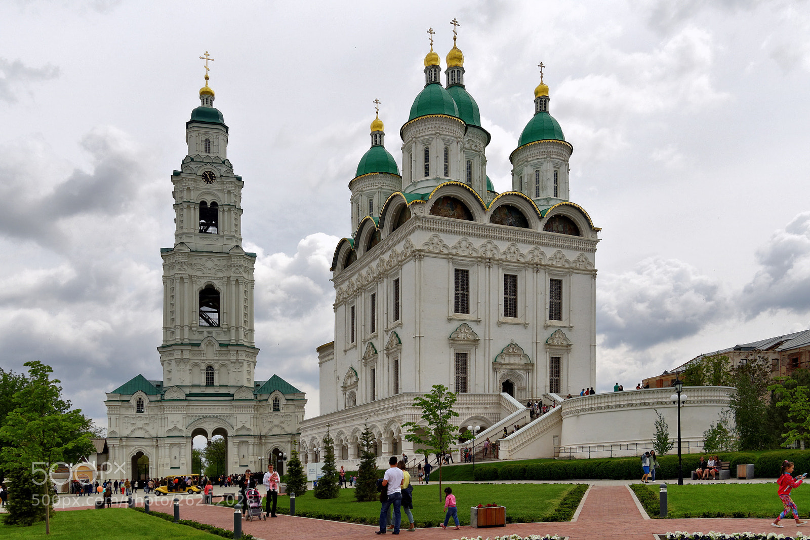 Olympus OM-D E-M10 sample photo. Astrakhan. kremlin photography