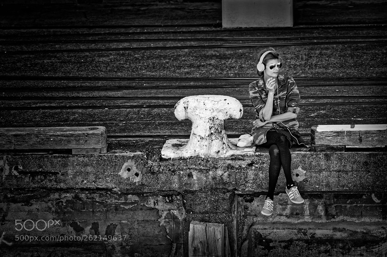 Nikon D7000 sample photo. Sitting on the dock photography