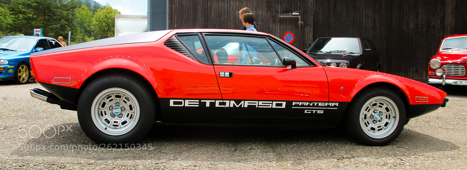 Canon EOS 750D (EOS Rebel T6i / EOS Kiss X8i) sample photo. De tomaso pantera gts 1972 photography