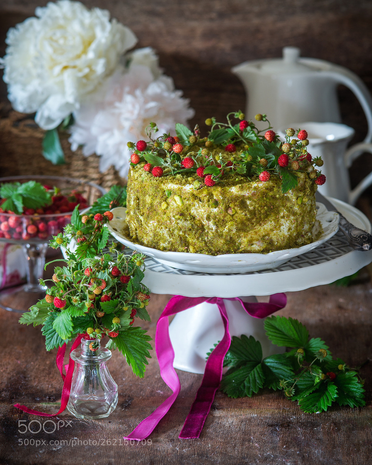 Nikon D600 sample photo. Wild strawberries pistachio cake photography