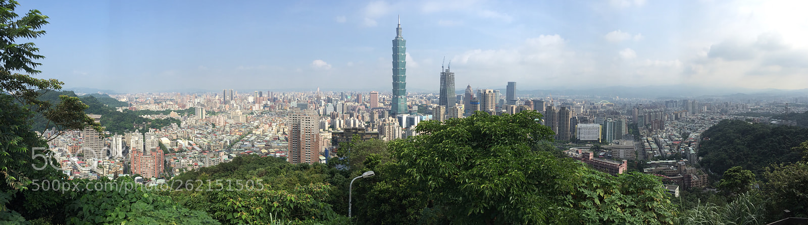 Apple iPhone 6 sample photo. Taipei 101 photography