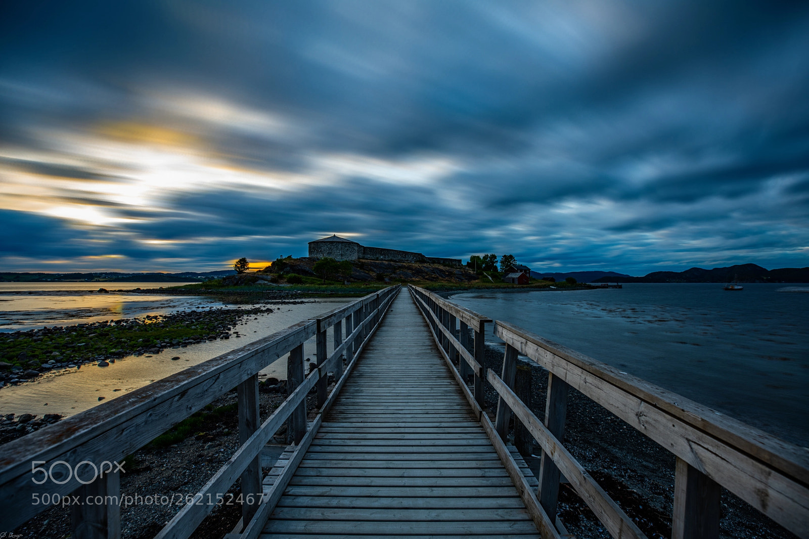 Canon EOS 5D Mark IV sample photo. Steinvikholmen castle photography