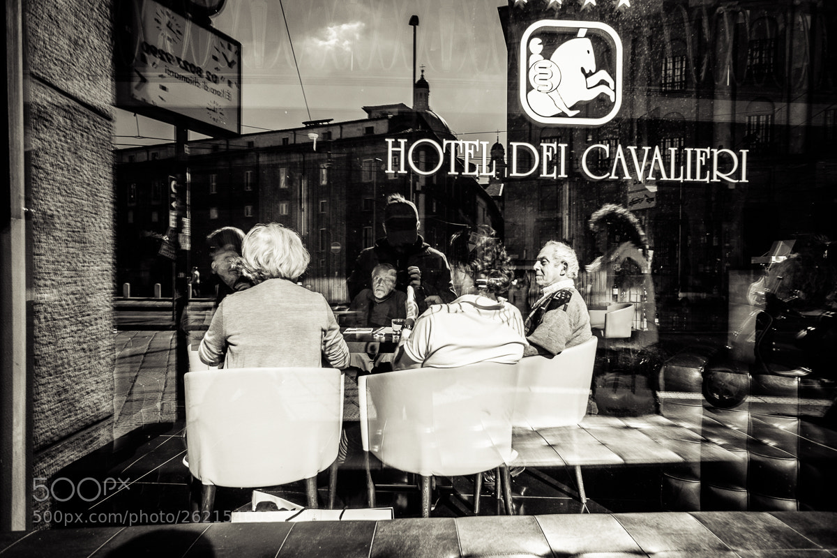 Fujifilm X70 sample photo. Milano - piazza g photography