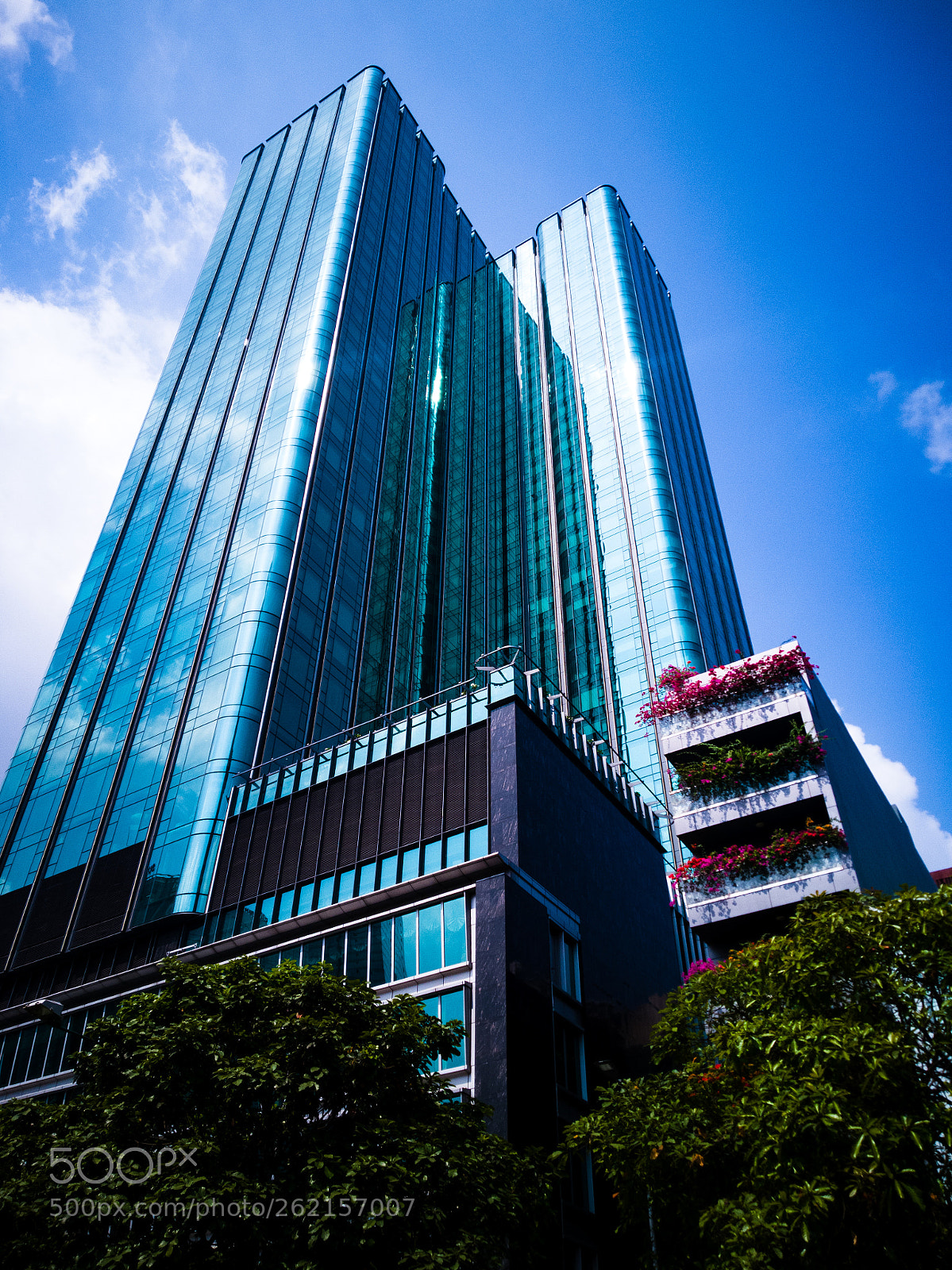 HUAWEI nova 2i sample photo. The tower photography
