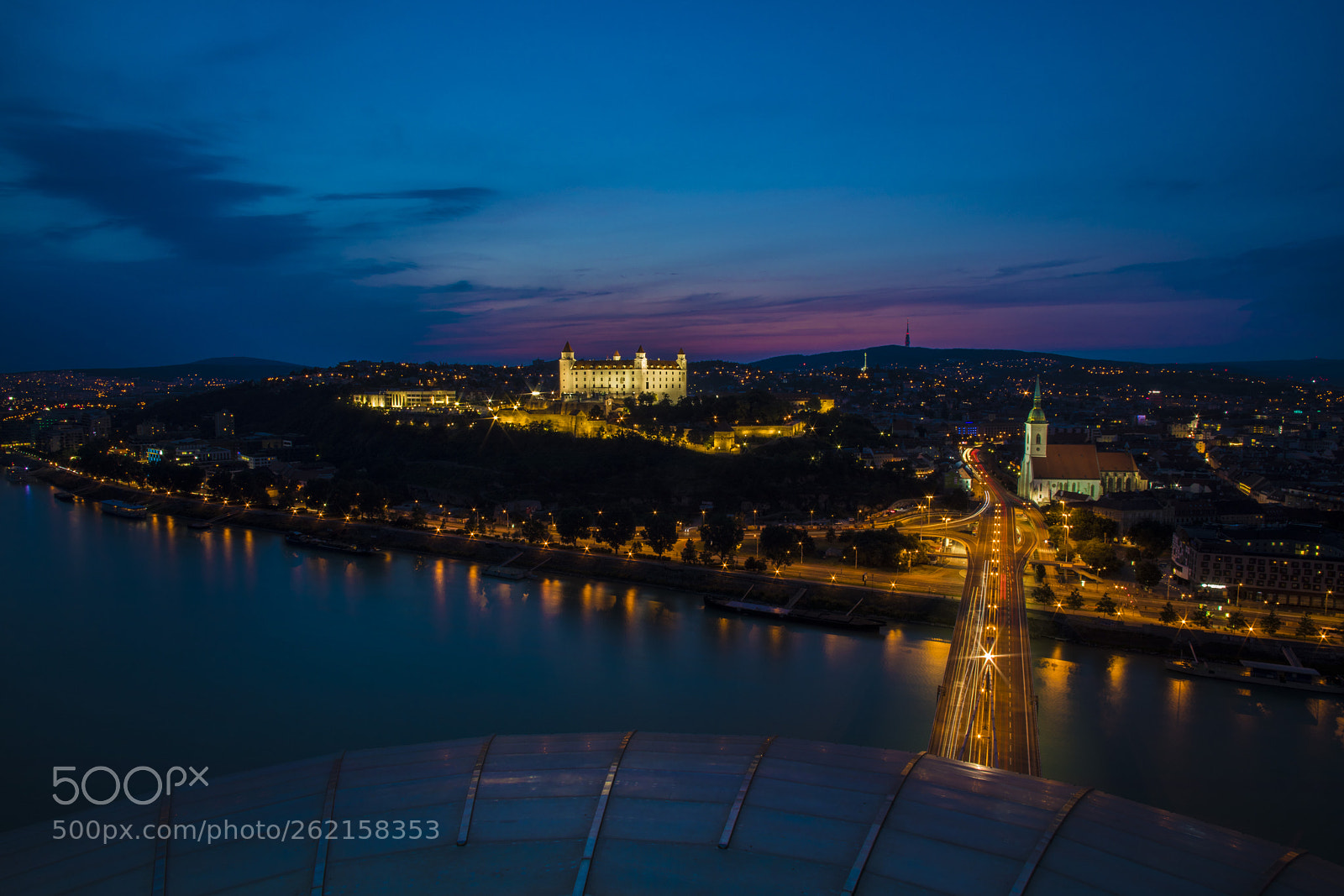 Canon EOS 5D Mark IV sample photo. Bratislava castle photography