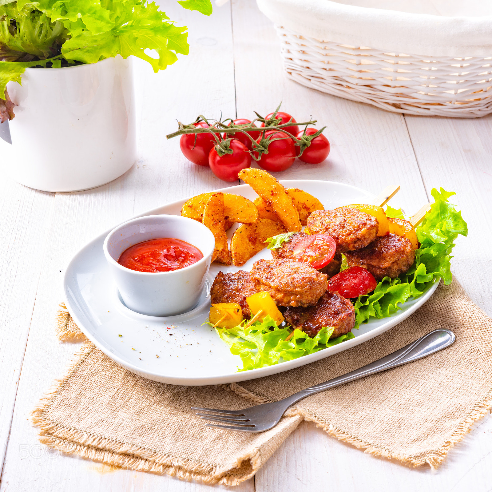 Nikon D810 sample photo. Meatballs skewers of tomato photography