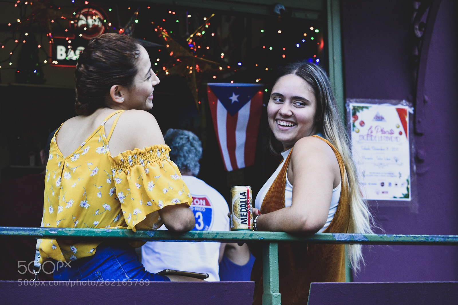 Nikon D5200 sample photo. Locals photography