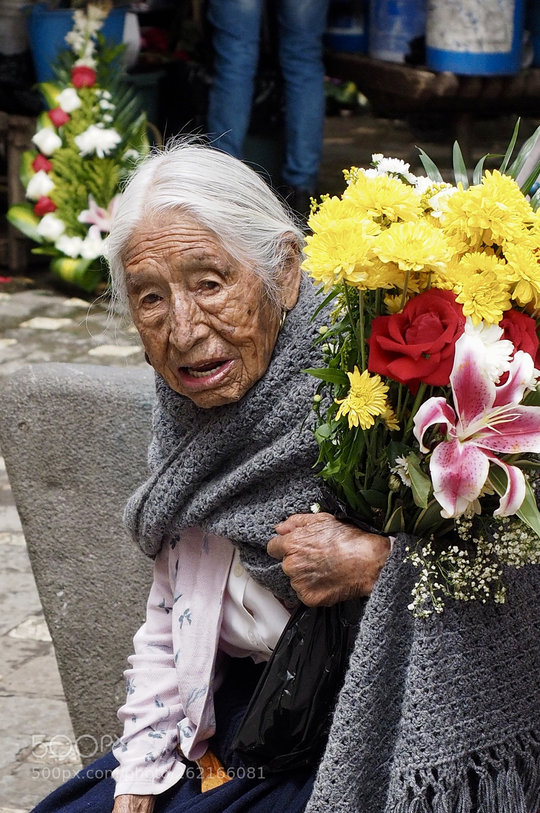 Olympus OM-D E-M1 sample photo. Old lady photography
