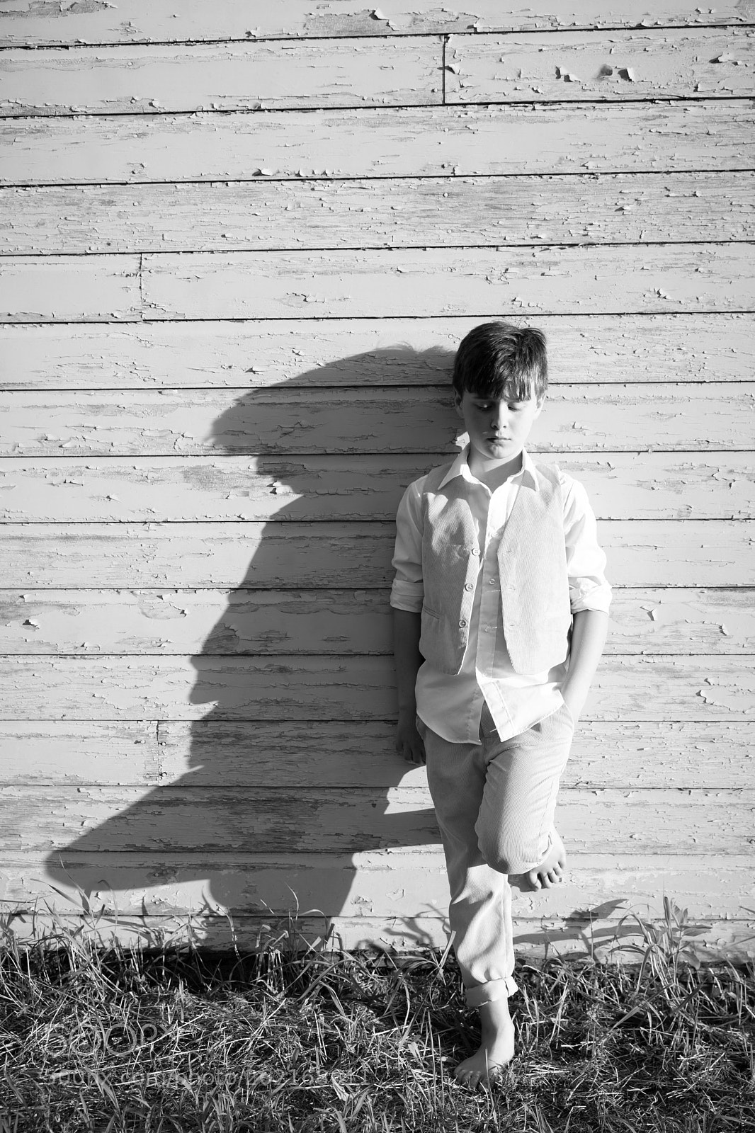 Canon EOS 6D Mark II sample photo. Pondering shadow photography