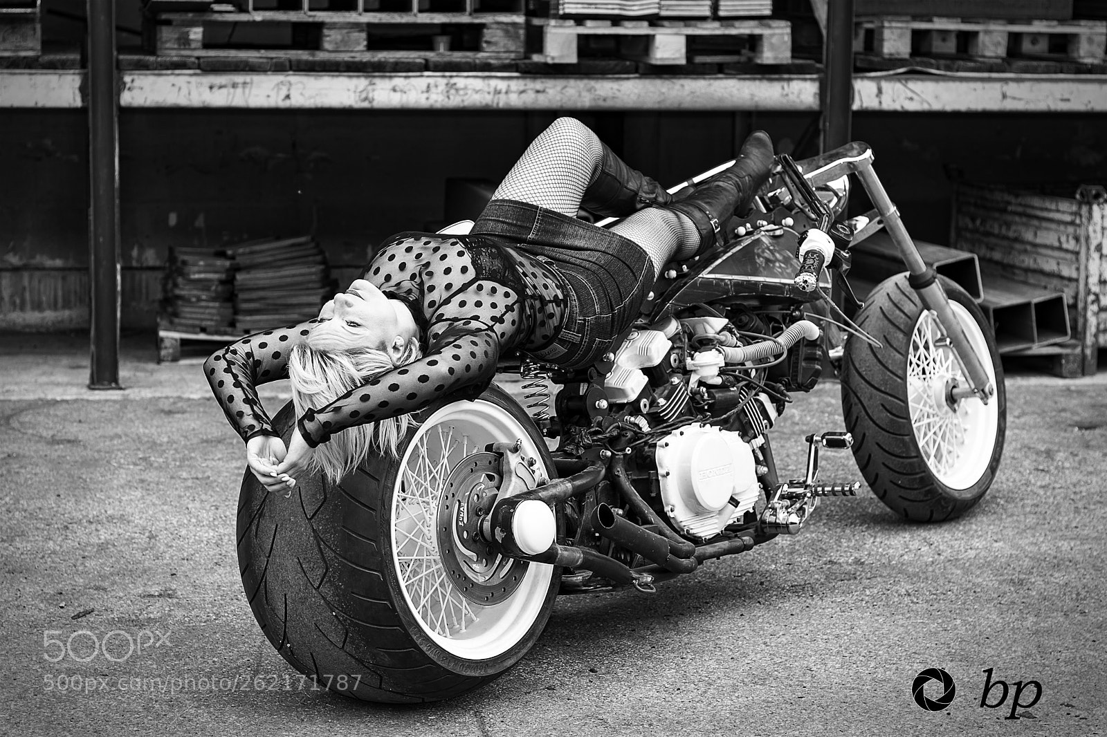 Canon EOS 80D sample photo. Girl on bike photography