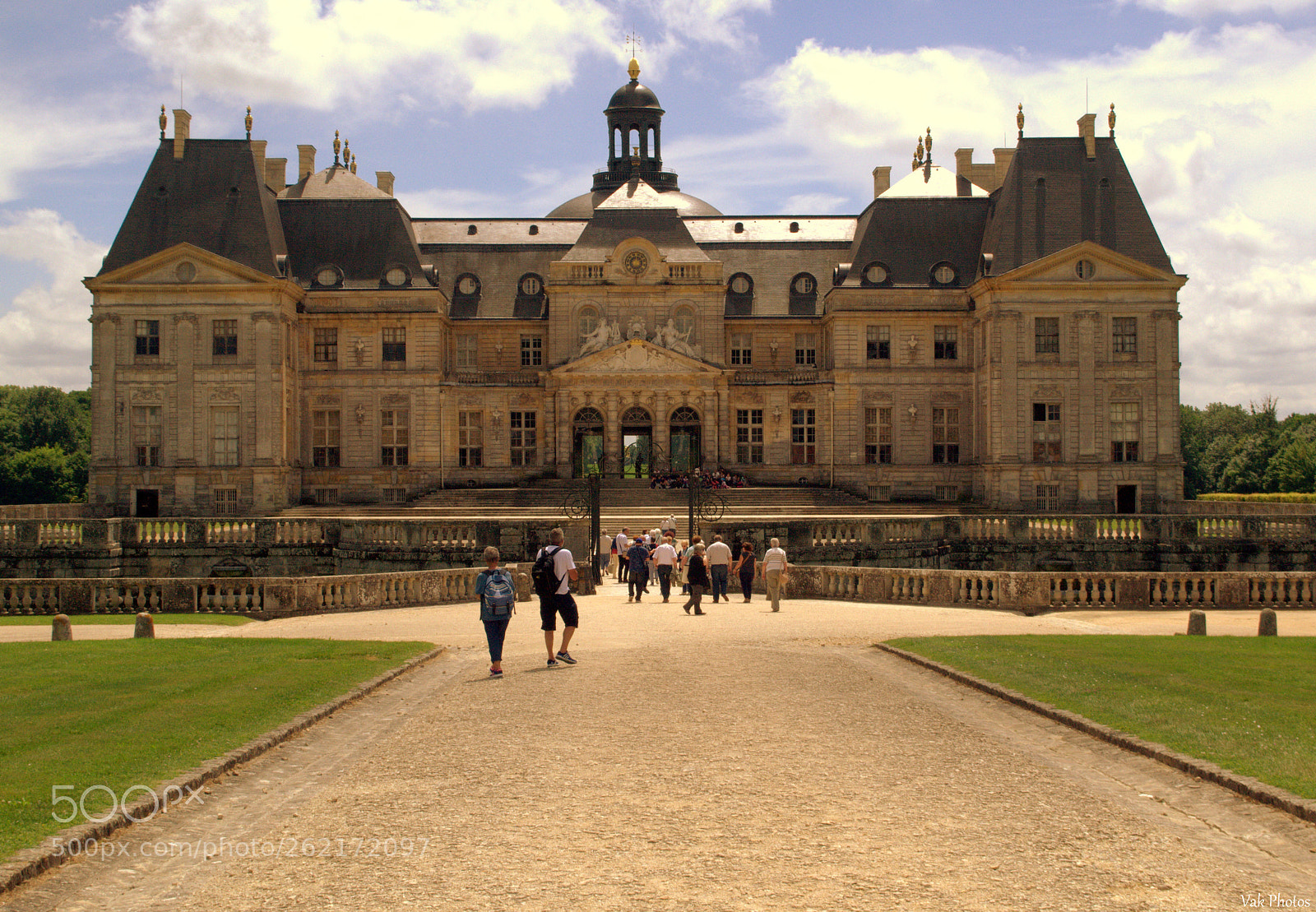 Nikon D3100 sample photo. Castle entrance photography